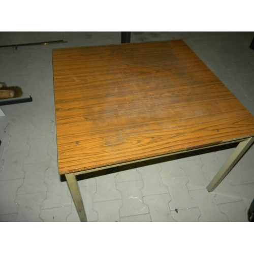 Tafeltje, hout met metalen onderstel, 80x80x58