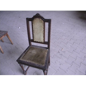 Oude beklede stoel, met originele bekleding