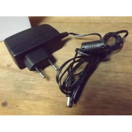 adapters 12V 1A (6x)