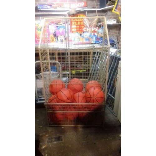 ballen rek winkel ballen display met basket ballen