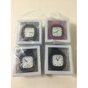 4x horloges, merk Longtime, kleuren zwart en paars.