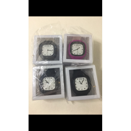 4x horloges, merk Longtime, kleuren paars en zwart, exclusief batterij.