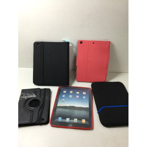 5x tablethoezen, verschillende soorten, geschikt voor ipad en tablet.
