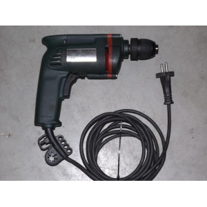 1x Metabo boormachine (defect)