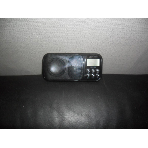 Zakformaat Speaker +/- 12 cm voor usb stick,sd kaart,fm radio,accu oplaadbaar