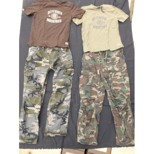 4x camouflage kleding maten L en XL