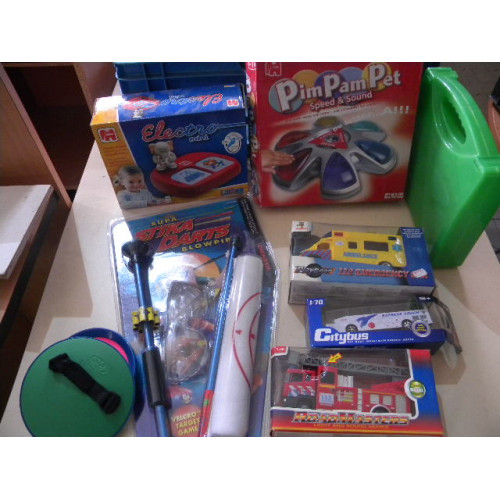 Speelgoedpakket, 8 items, diverse soorten