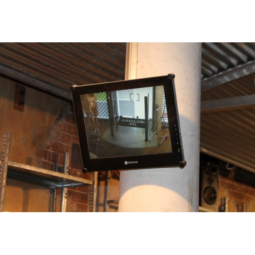 Beveilinginscamera's 4 stuks met 2 monitoren 