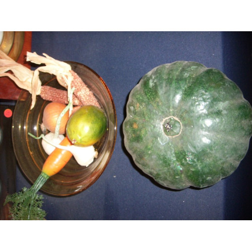 Glazen schaal met decoratie groenten incl. pompoen