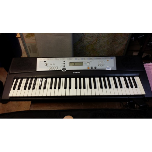 Keyboard Yamaha YPT-200 +  opbergzak 1 stuks