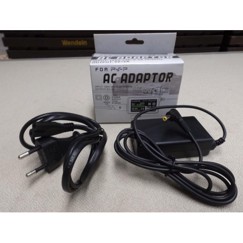 adapters 5V 2A (4x)