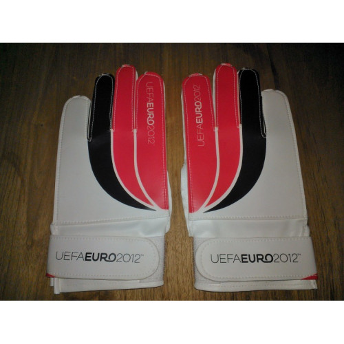 15x Keeperhandschoen met opdruk euro 2012. maat S en maat M voor kinderen.