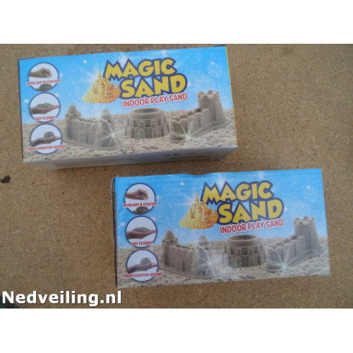 2x doosje magic sand met 2 vormen + 225gr zand
