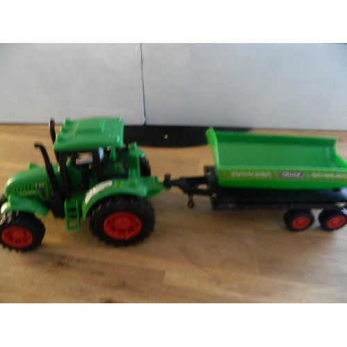 1 x Tractor Met Aanhanger +/- 30 cm