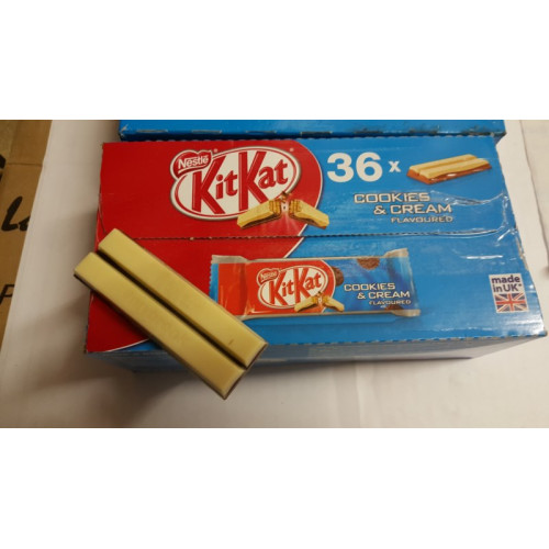 Kit Kat cookies & cream THT 10-2016 36 st per doos 3 doos