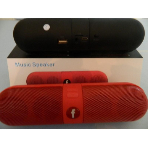 Tubes Speaker Met Blue Tooth voor: usb stick-sd kaart-fm radio-accu oplaadbaar rood