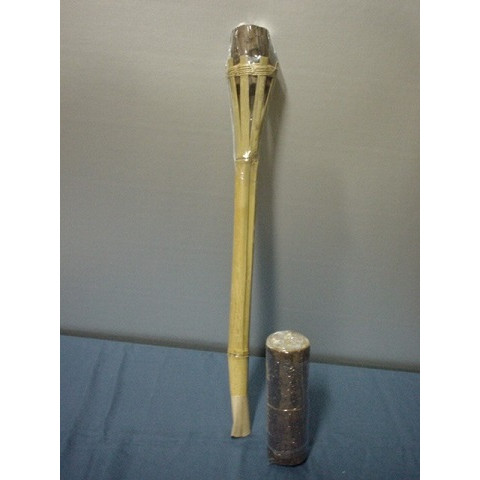 Bamboe fakkel met 3 kaarsen 77cm  20 stuks
