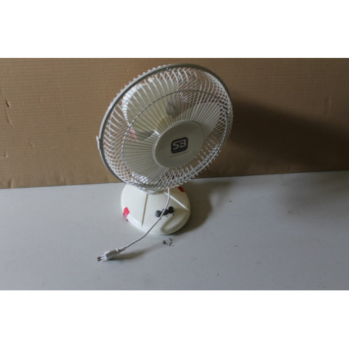 Strijbosch witte ventilator 27 x 40 cm  L x H 