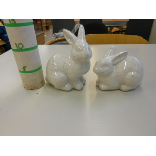 4 decoratie konijnen keramiek, 2 verschillende wvp 5,95 pst