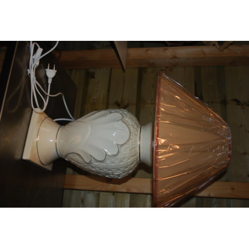 Tafellamp van porselein. nieuw in de doos. ca. 60 cm