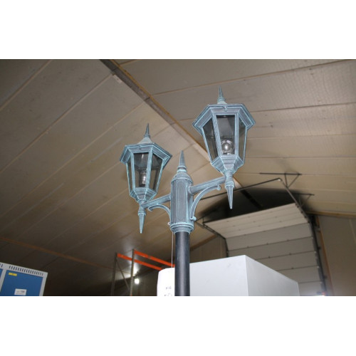 Tuinlamp met 2 lantaarns ca 250 cm hoog