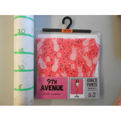 meisjesbroek van 9th avenue, roze met ananasprint maat 110/116