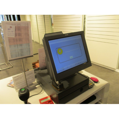 TOSHIBA Kassasysteem met bonprinter, scanner, pin automaat Verifone 