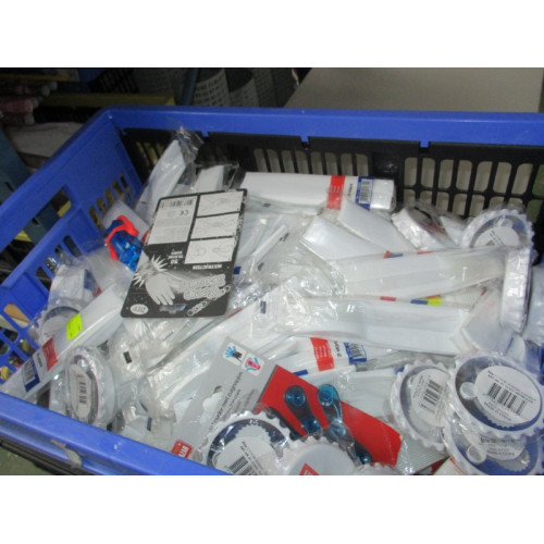 Partij plastic bestek ca 120 verpakkingen 