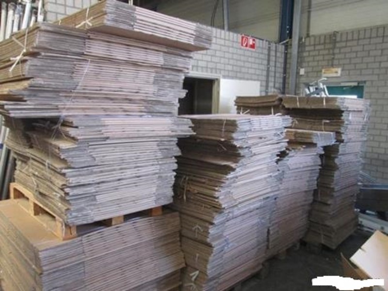 150x lege dozen afmeting breedte x