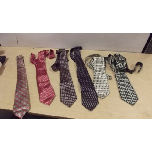 Diverse soorten stropdassen, diverse prints, circa. 45 stuks