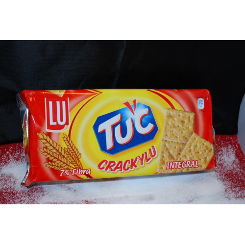 24 stuks Tuc Crackers. tht verlopen