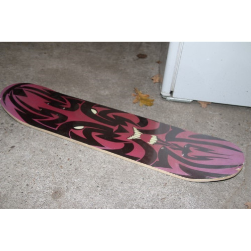 Skateboard plank