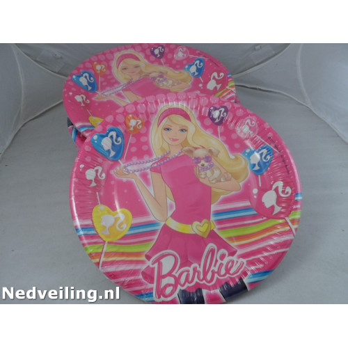 12 pakjes met 8 papieren borden Barbie 23cm 