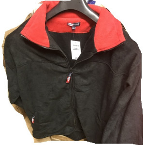Fleece vest  retour uit verkoop zwart rode kraag maat XL