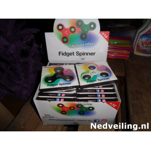 24x Spinners in display 