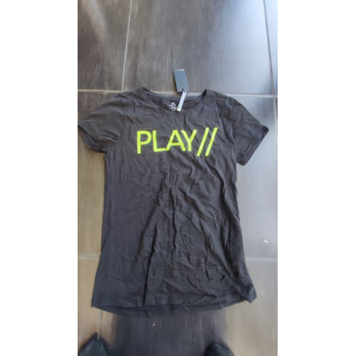 ONLY Play t-shirt medium