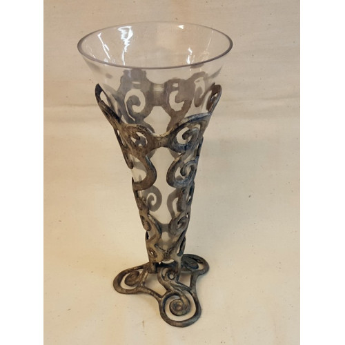 Puntglas in metalen houder, hoogte 29 cm