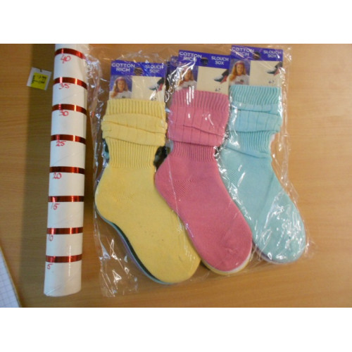 12 paar gekleurde sokken 37-40