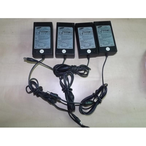 Samsung adapters 12V 3A (4x)