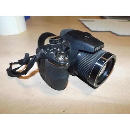 Fuji FinePix S3300 digitale camera (defect)