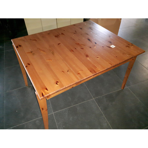 Grenen houten tafel 118 x 99 x 75 cm hoog