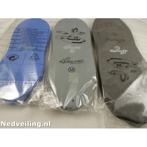 36 Paar Aqua slippers maat S-M-L