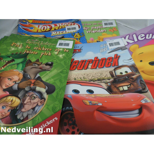8x diverse boeken voor kinderen 