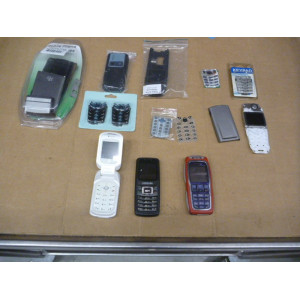 Onderdelen voor mobiletelefoons c.a. 300 items