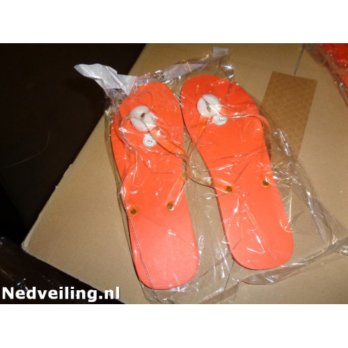 25x Slippers oranje maat 44 p.st verpakt
