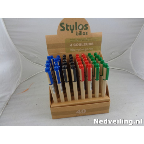 40 pennen in 4 kleuren in Display 