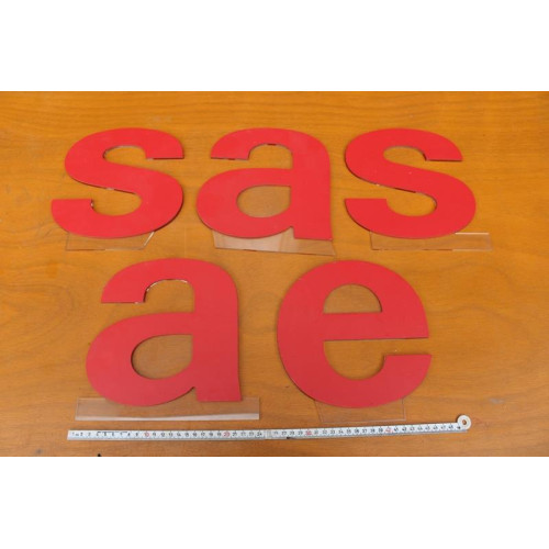 Plexiglas letters (5x)