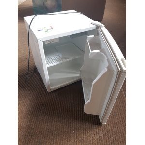 mini koelkast Daewoo 50 cm hoog, 40 cm diepte, 44 cm breedte