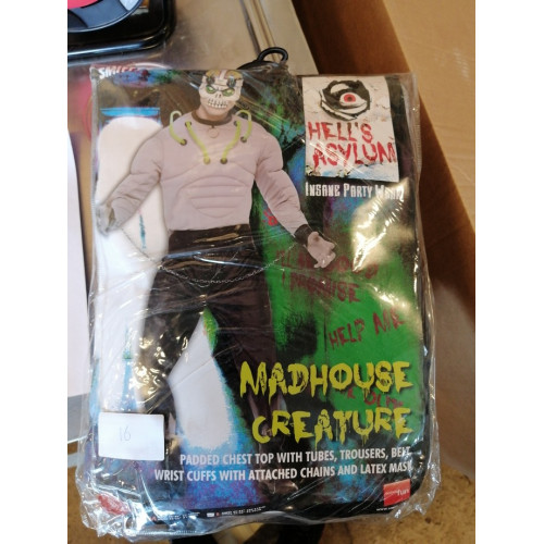 Madhouse creature maat L