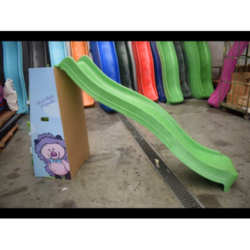 Axi  glijbaan sky 230 Kunststof kleur appeltjes groen 228 cm lang  vloer hoogte max 130 cm 